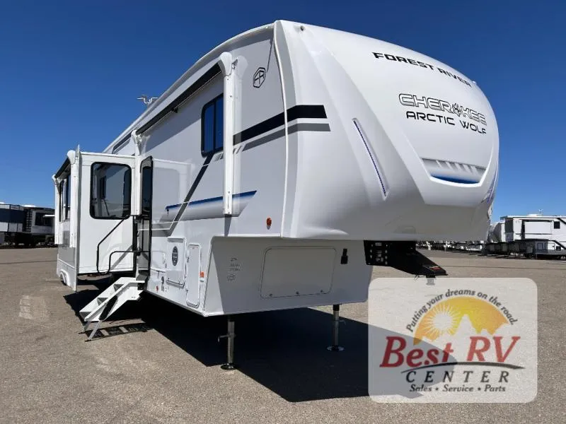 2026 Forest River Cherokee Arctic Wolf 331BH - Photo 2