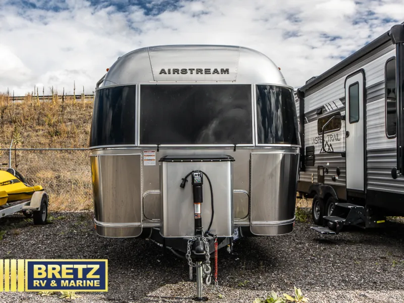 2025 Airstream Flying Cloud 25FB Twin - Photo 3