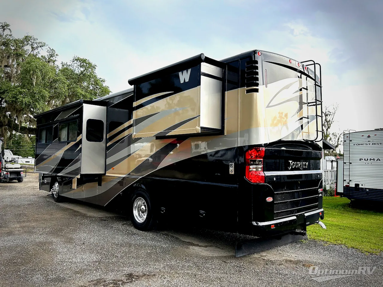 2013 Winnebago Journey 36M - Photo 4