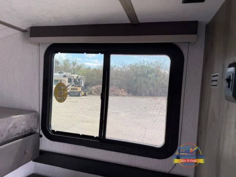 2026 Sunset Park RV Sun Trek 550 - Photo 3