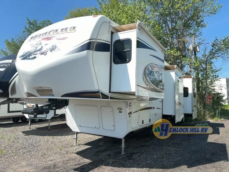 2011 Keystone RV Montana 3625RE - Photo 4