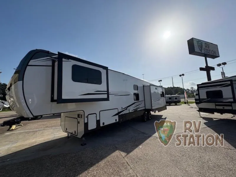 2026 Venture RV SportTrek Touring Edition 363VFR - Photo 2