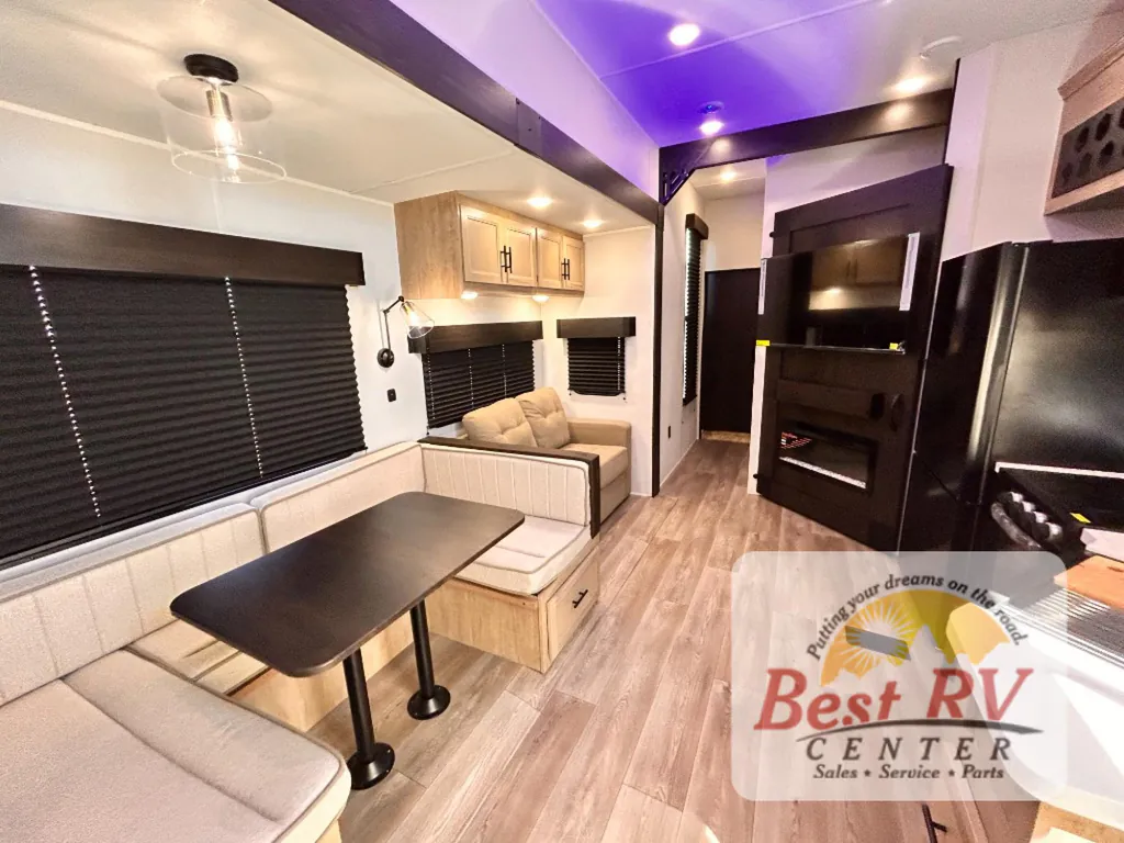 2027 Forest River Cherokee Timberwolf 39DC, Photos photo 18