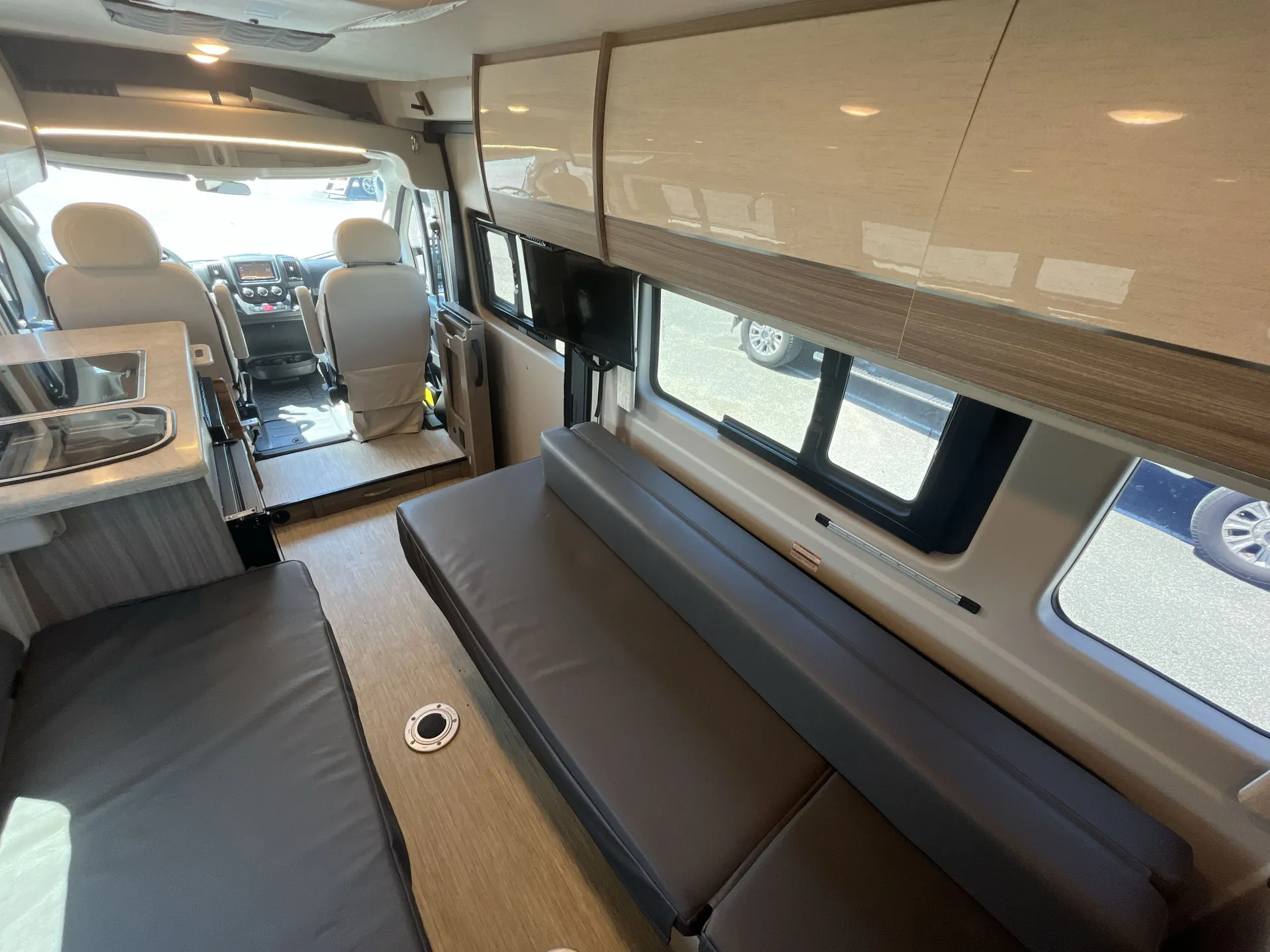 2022 Jayco Swift 20T — living area main