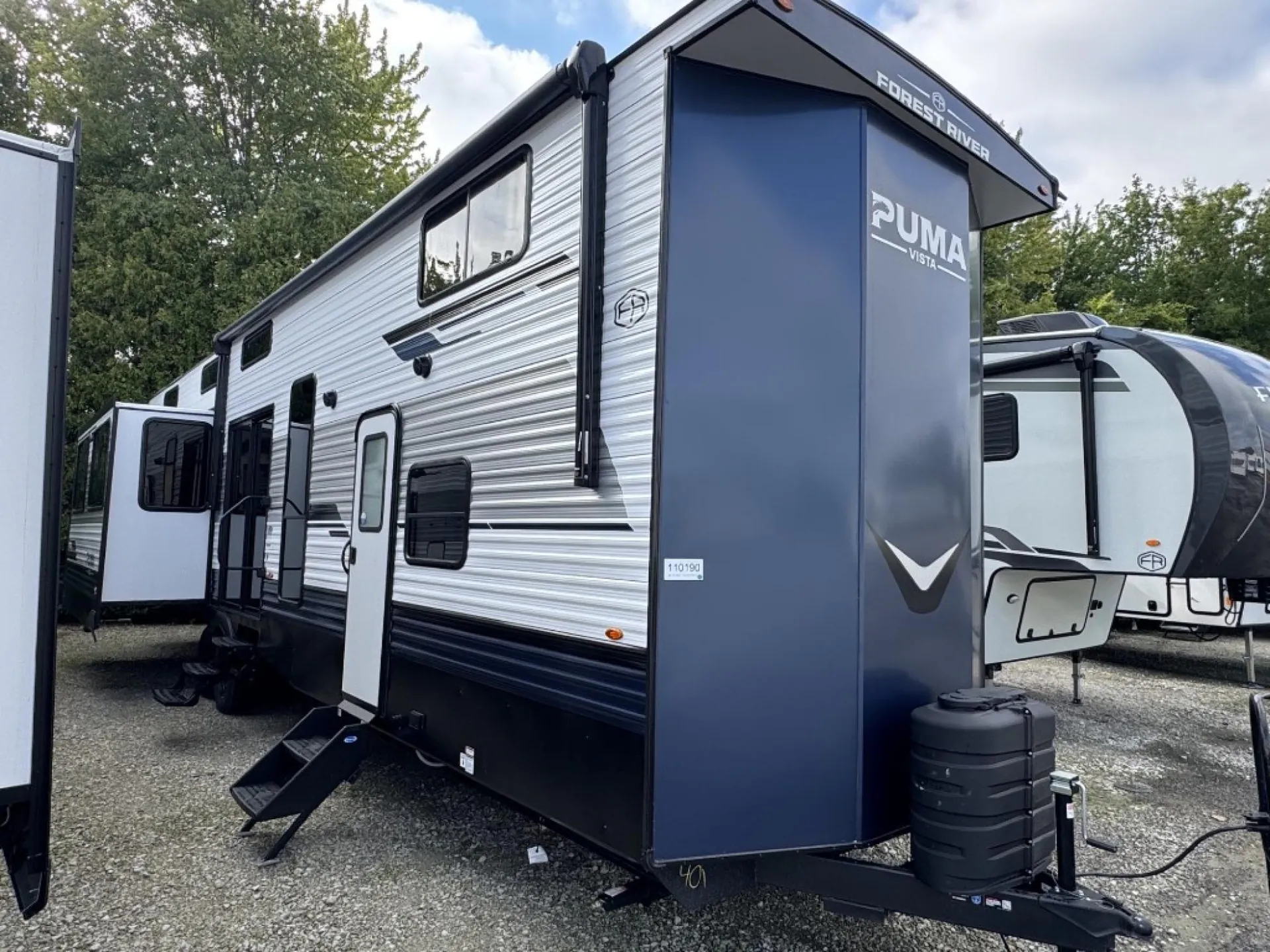 2027 Forest River Puma Vista 401RLFT - Photo 2