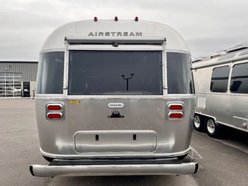 2026 Airstream Globetrotter 25FB - Photo 4