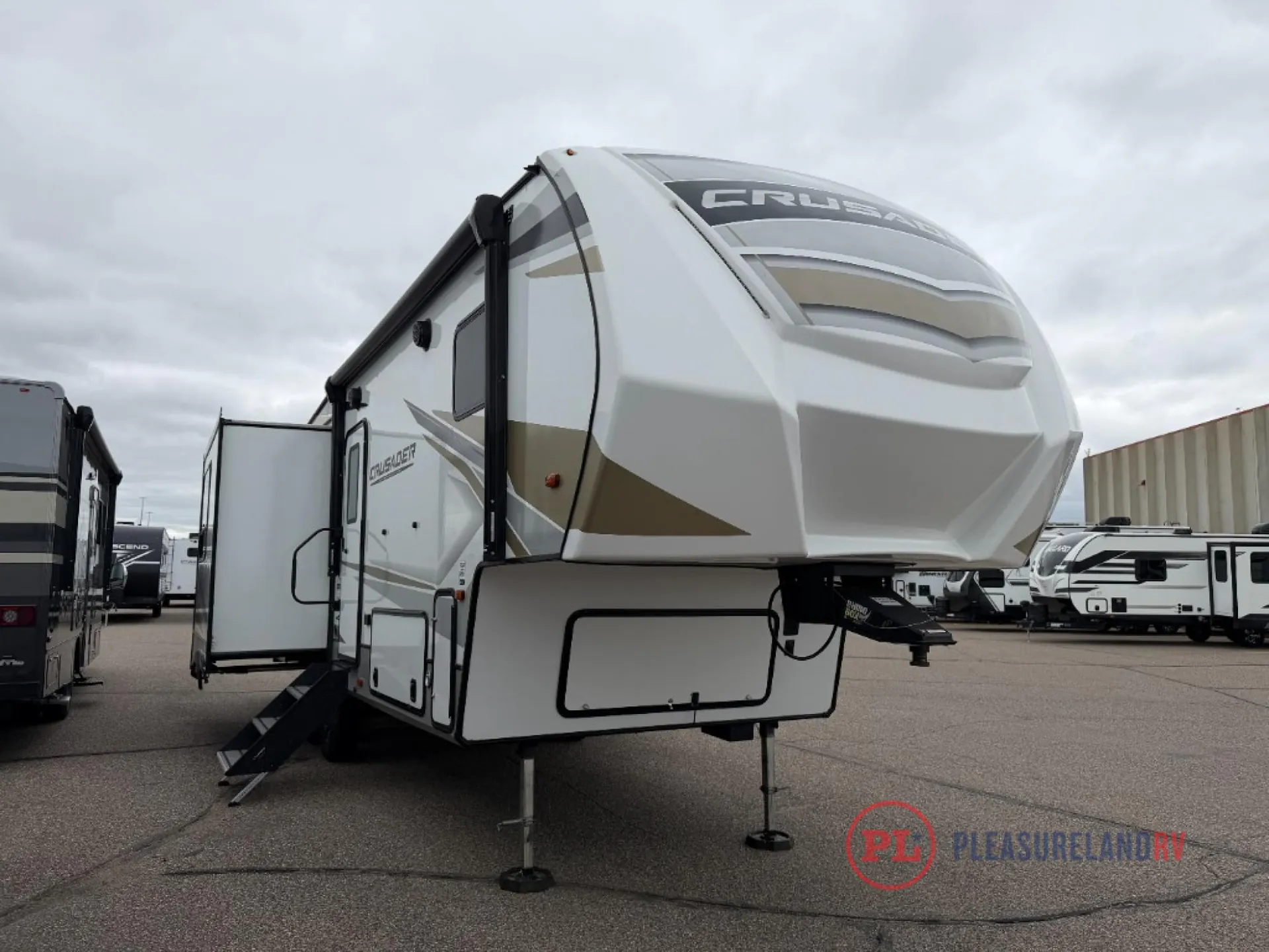 2023 Prime Time Crusader 260RDD - Photo 2