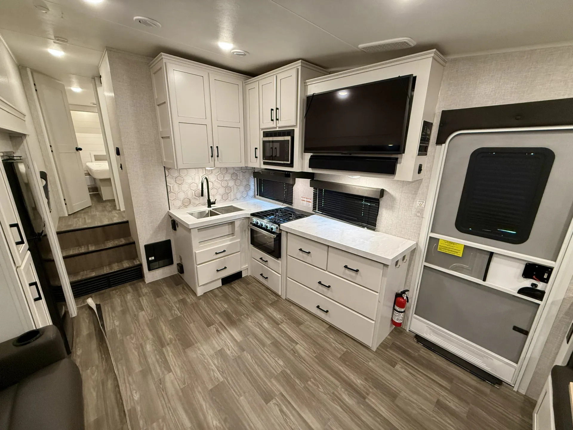 2024 Jayco Eagle HT 25RUC - Photo 3