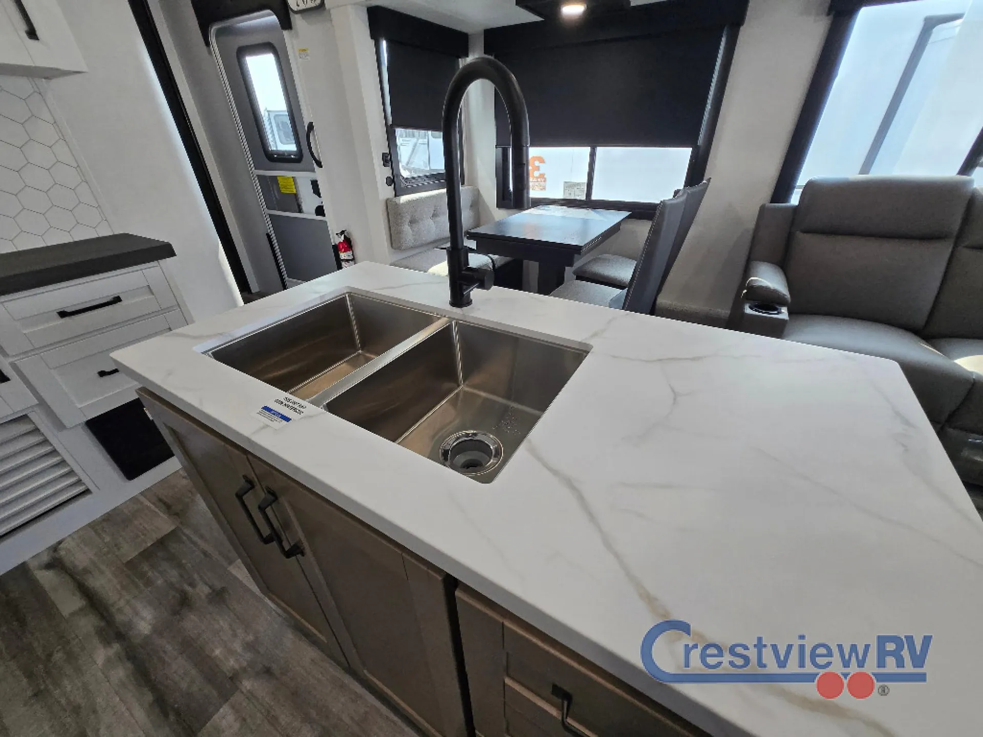 2026 Highland Ridge Open Range Roamer Light Duty 29RLTS dealer photo 10 from Crestview RV