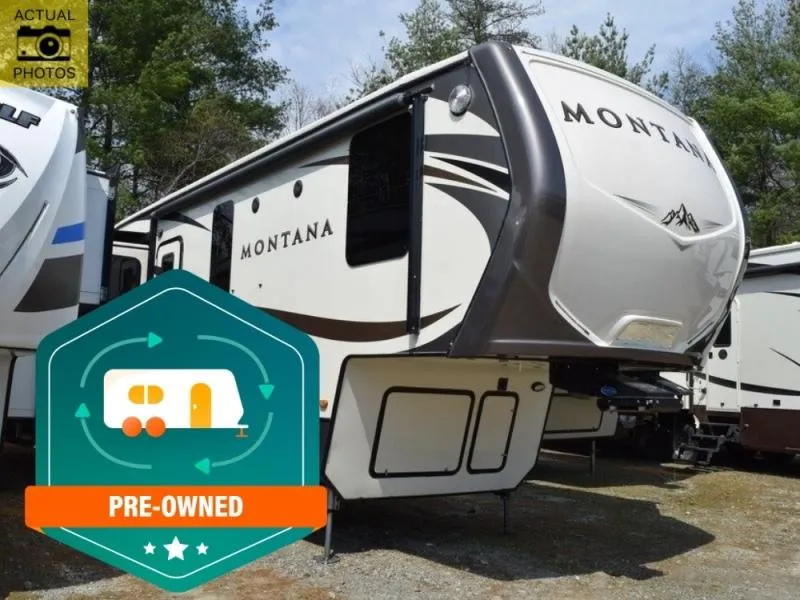 2018 Keystone Montana 3661RL - Main photo