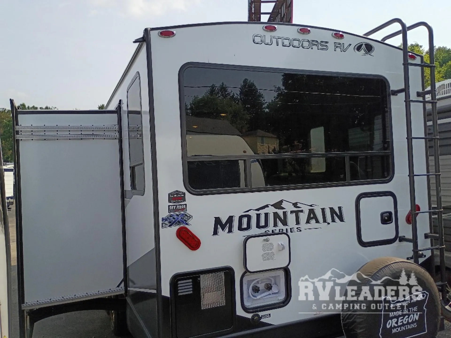 2027 Outdoors RV Black Stone Mountain Series 260KVS - Photo 3