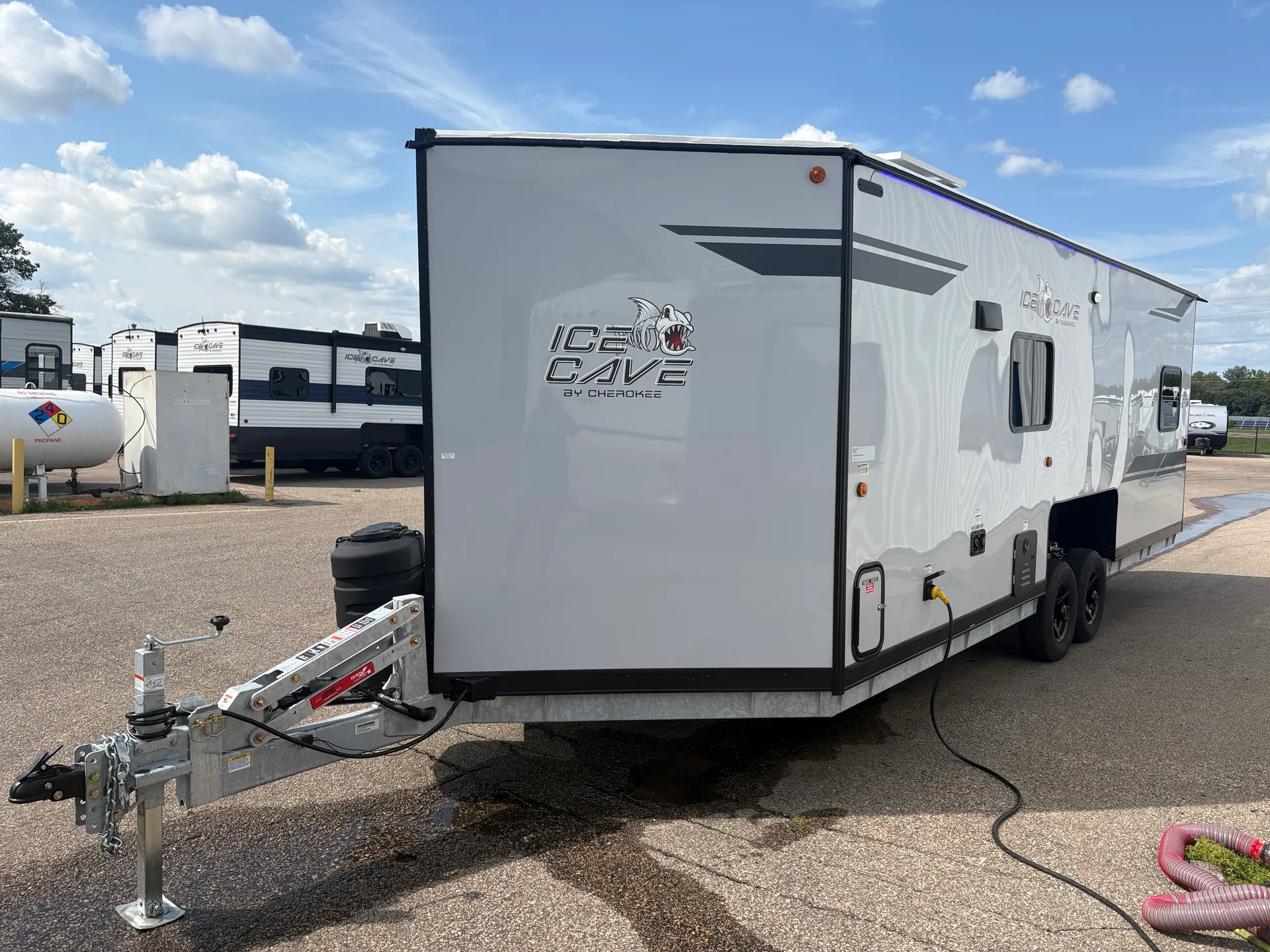 2027 Forest River Cherokee Grey Wolf 21GP — Photo 5
