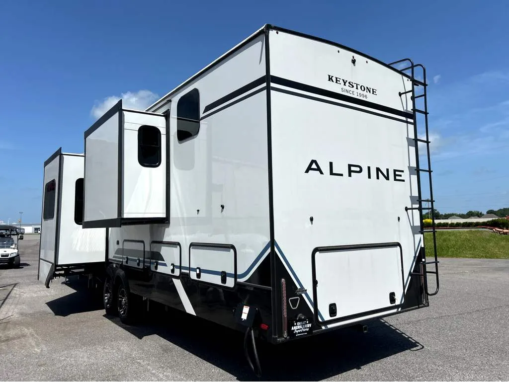 2026 Keystone Alpine 3820FK - Photo 4