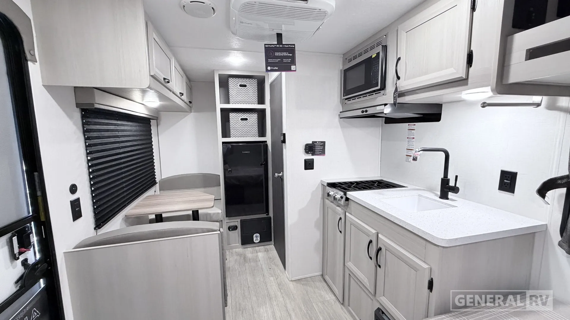 2026 Coachmen Catalina Summit Series 7 134RDX - Photo 3