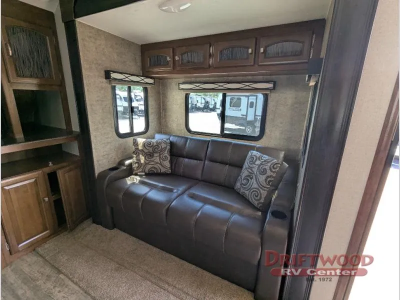 2017 Coachmen RV Freedom Express 321FEDS - Photo 4