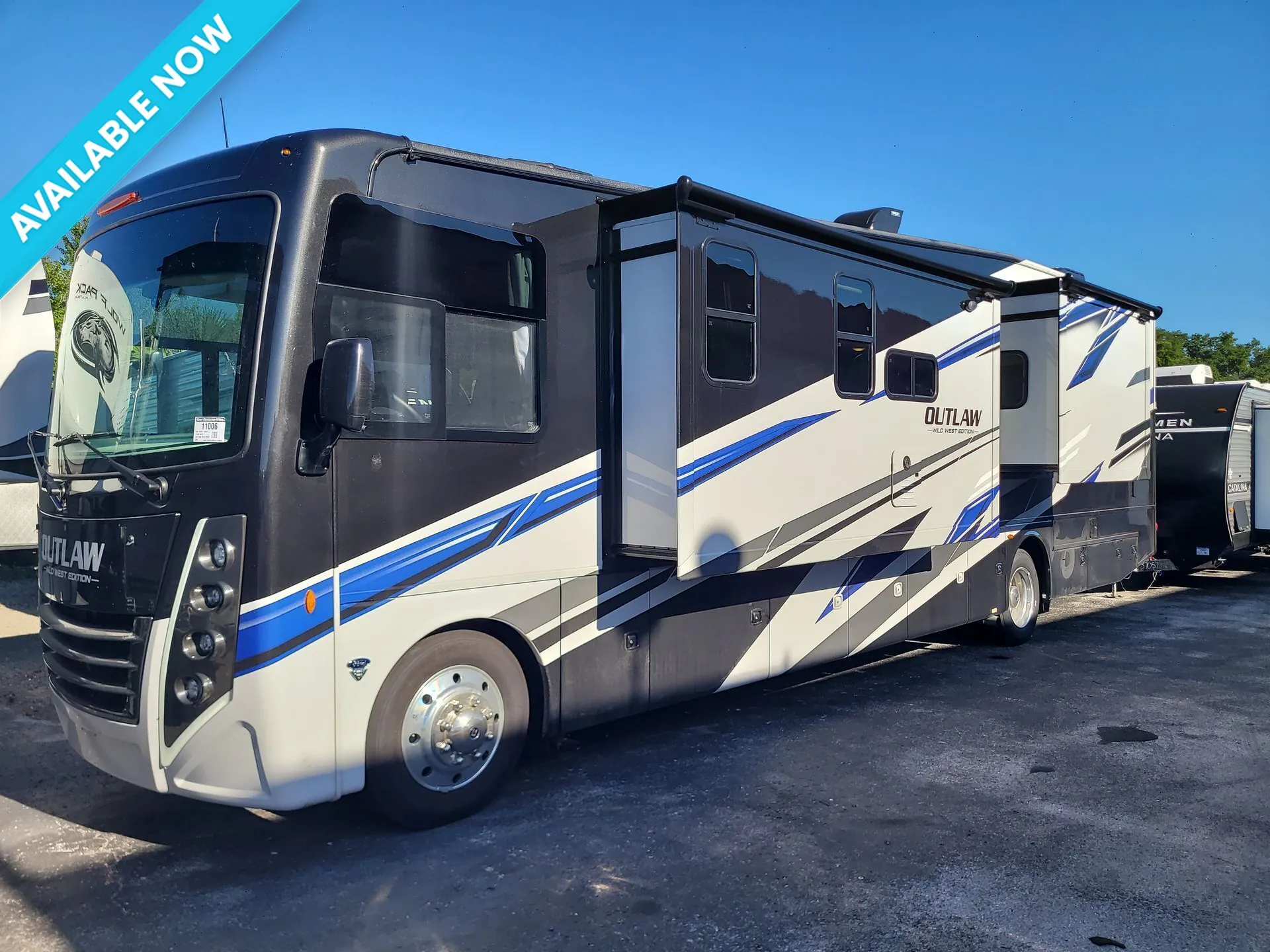 2026 Thor Motor Coach Outlaw Wild West Edition 38K - Photo 2