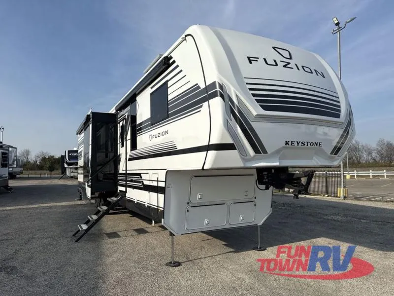 2026 Keystone RV Fuzion New    432 - Photo 2