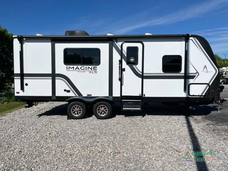 2025 Grand Design Imagine XLS 22RBE - Photo 3