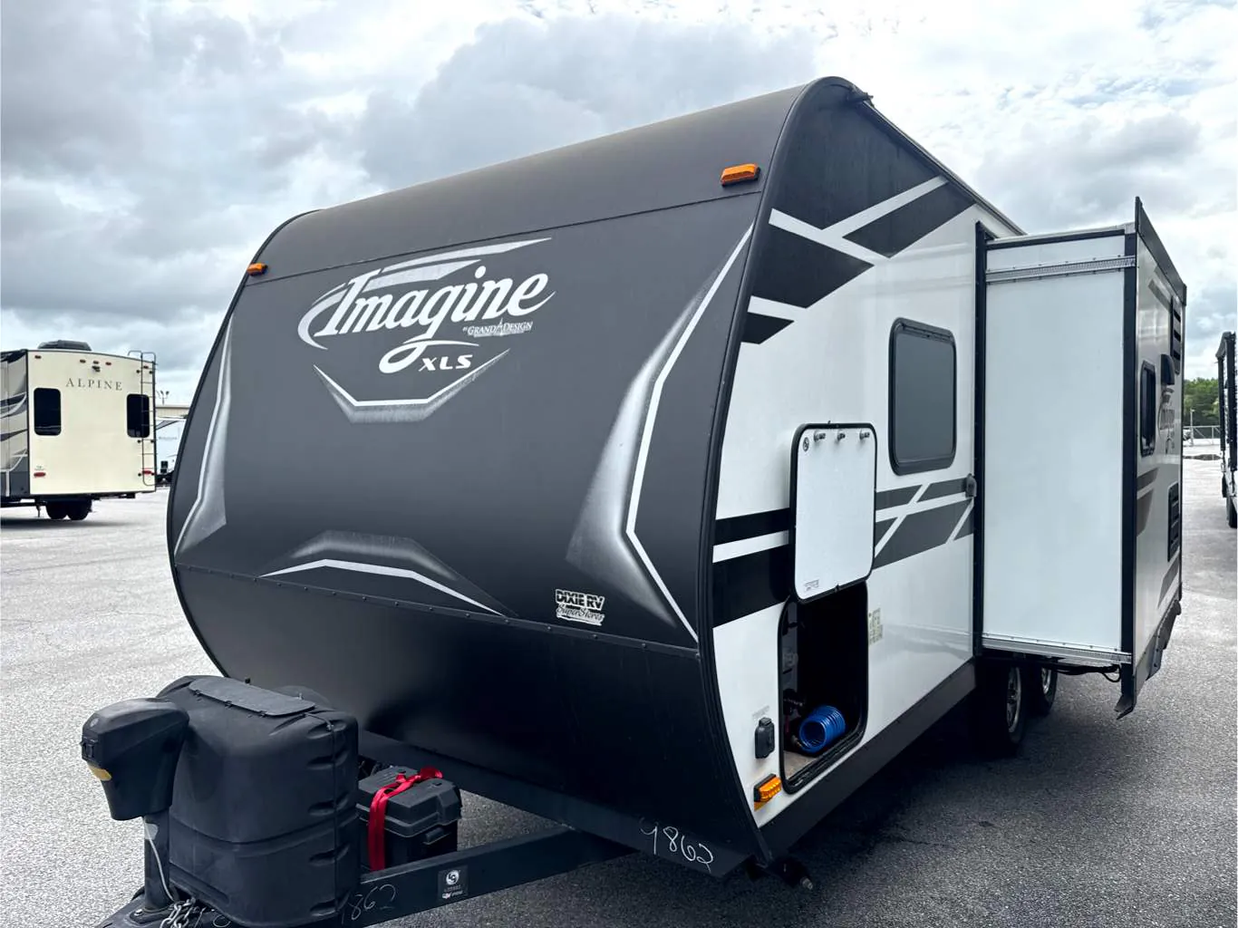 2019 Grand Design Imagine XLS 19BWE - Photo 3