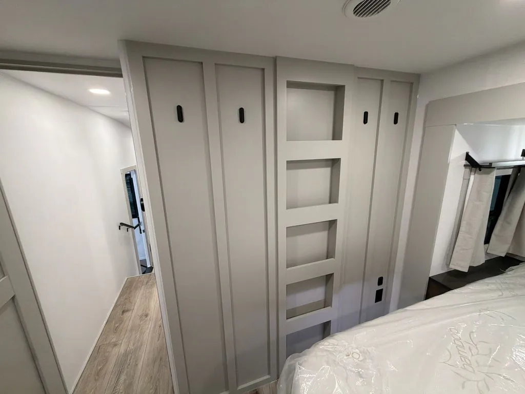 2026 Brinkley Model Z 3600, Photos photo 33