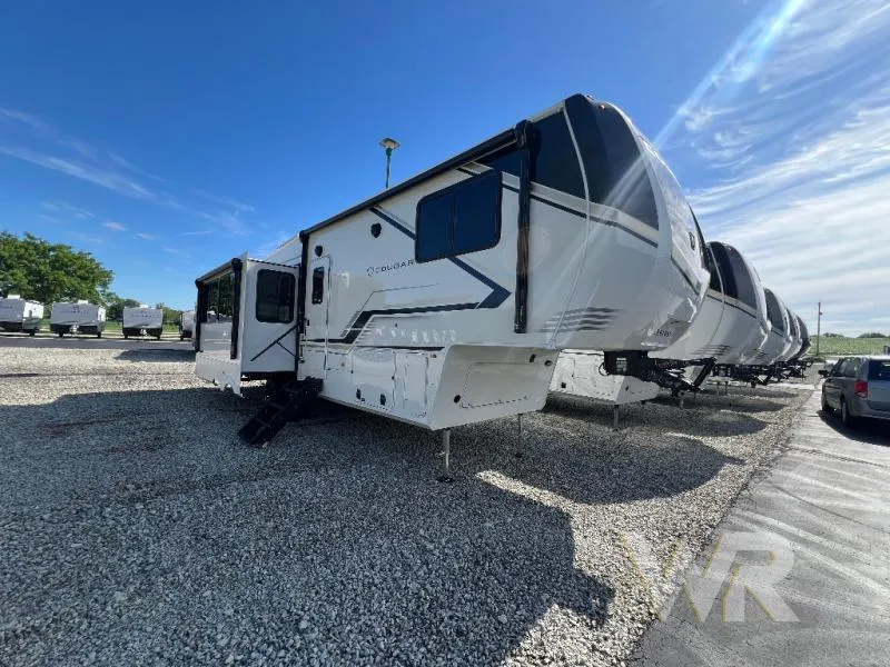 2027 Keystone Cougar 290RLS - Photo 2
