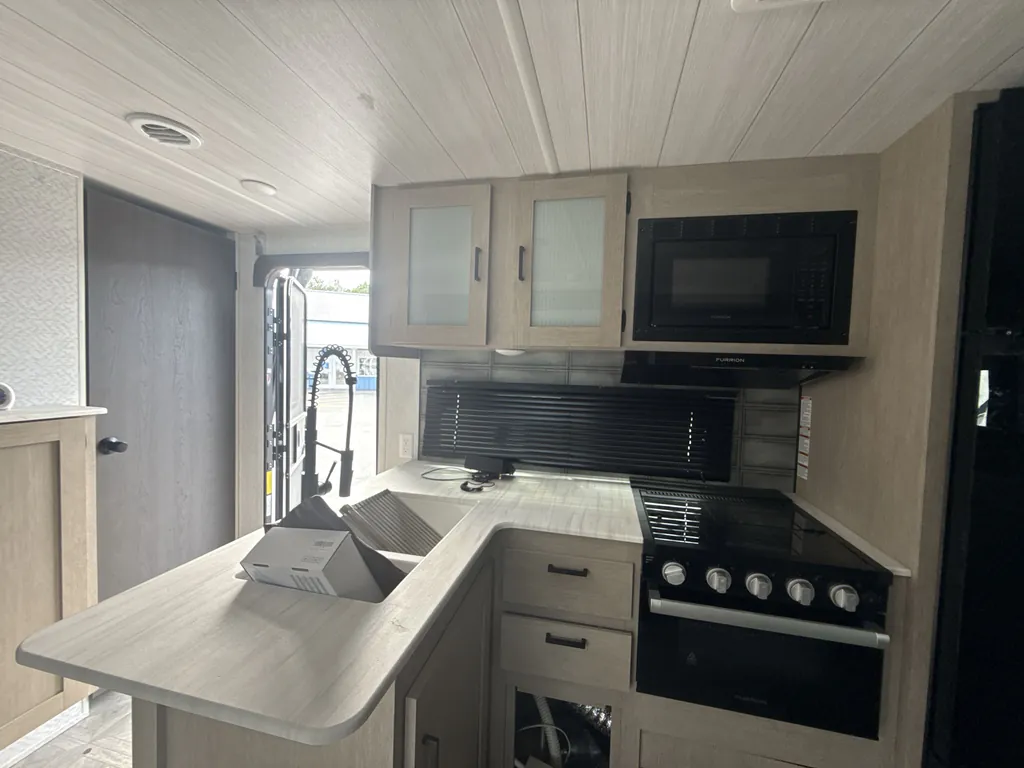 2024 Forest River Salem Cruise Lite 273QBXL, Photos photo 11