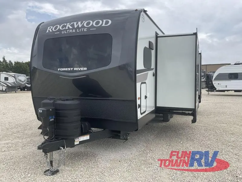 2026 Forest River Rockwood Ultra Lite 2619FK - Photo 4