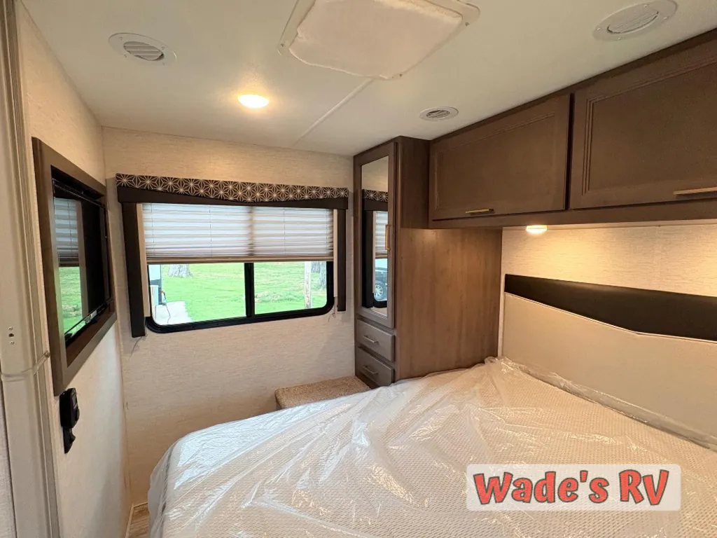 2024 Thor Motor Coach Freedom Elite 28AE, Photos photo 27