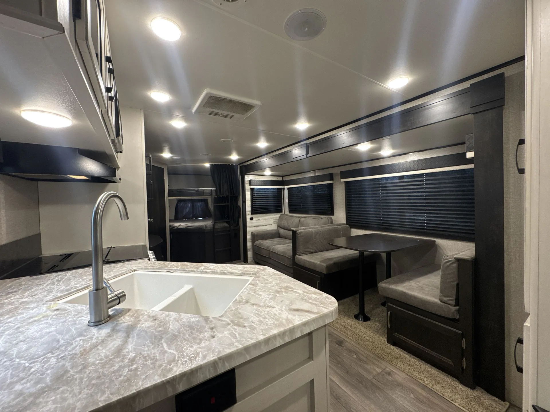 2020 Jayco Jay Feather 27BHB — living area main