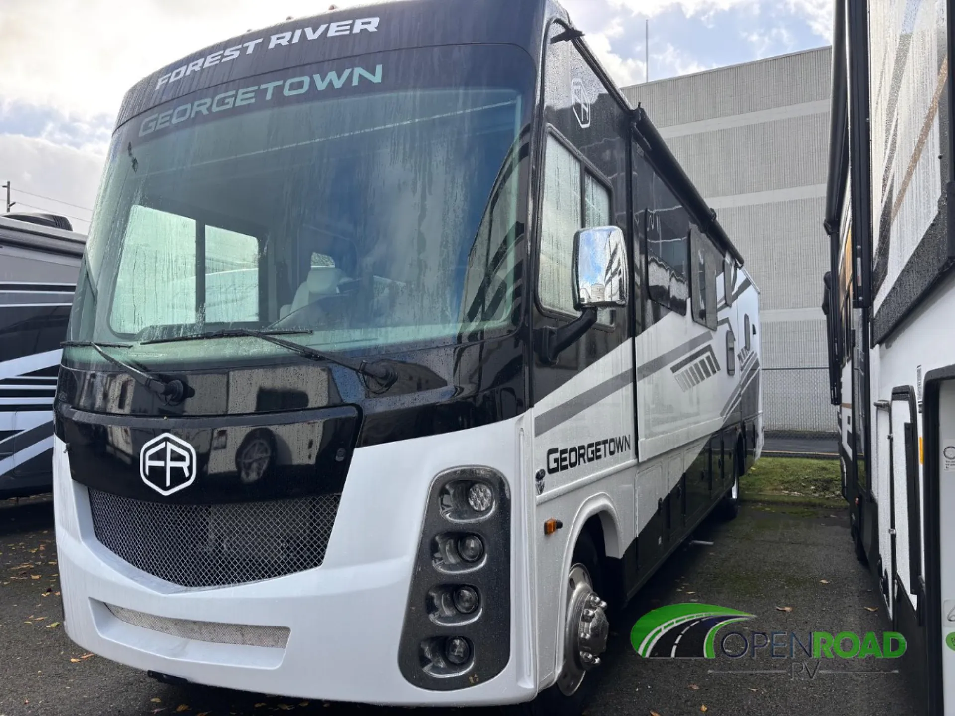 2026 Forest River Georgetown 5 Series 36F5 - Photo 3