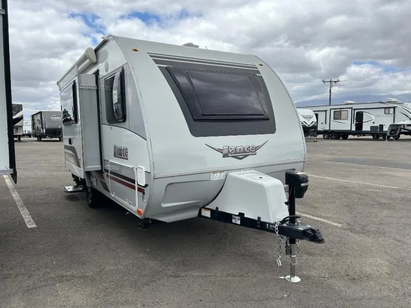 2019 Lance Lance Travel Trailers Used    1475 - Main photo