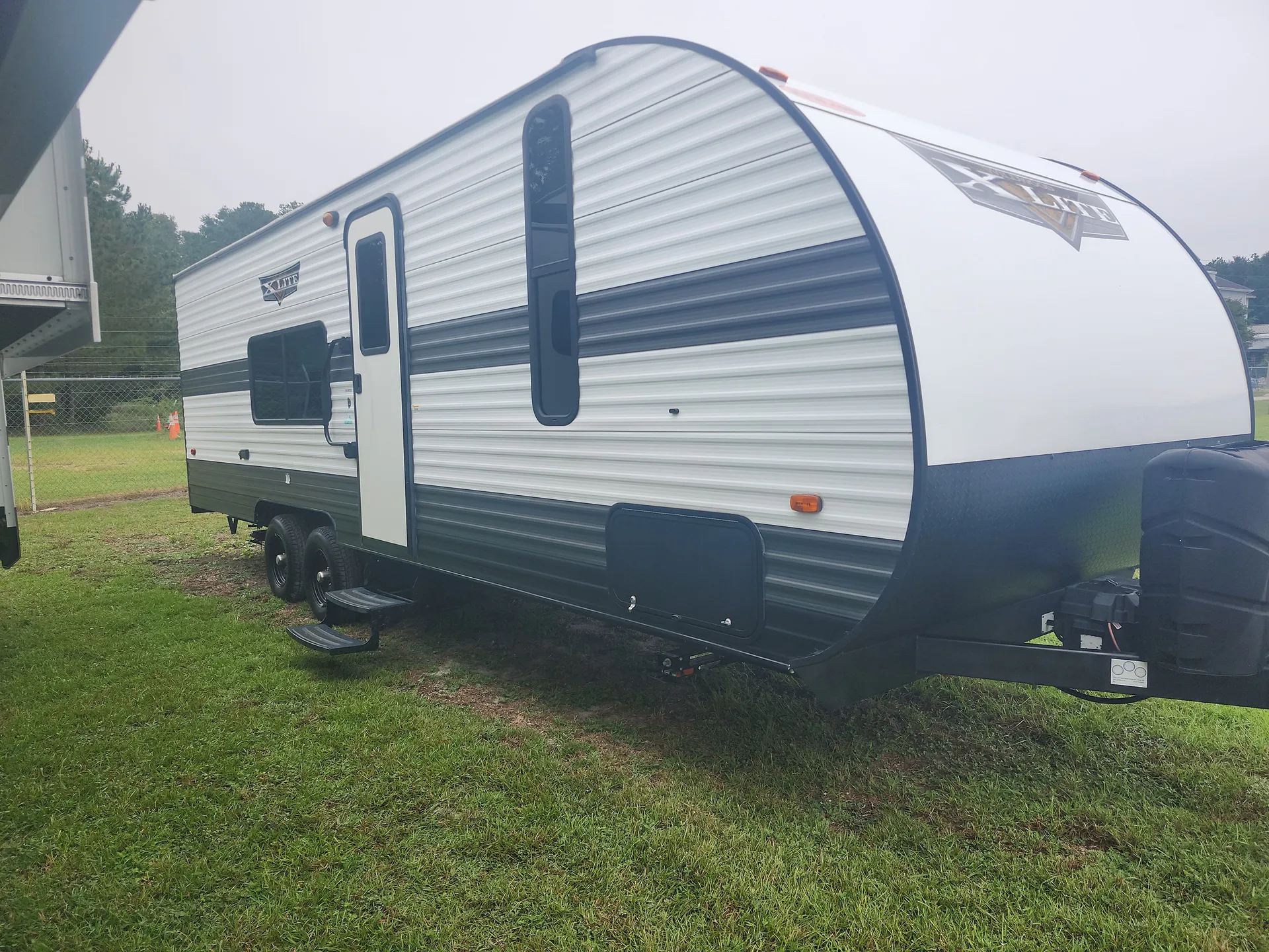 2023 Forest River Wildwood X-Lite 261BHXL — campside