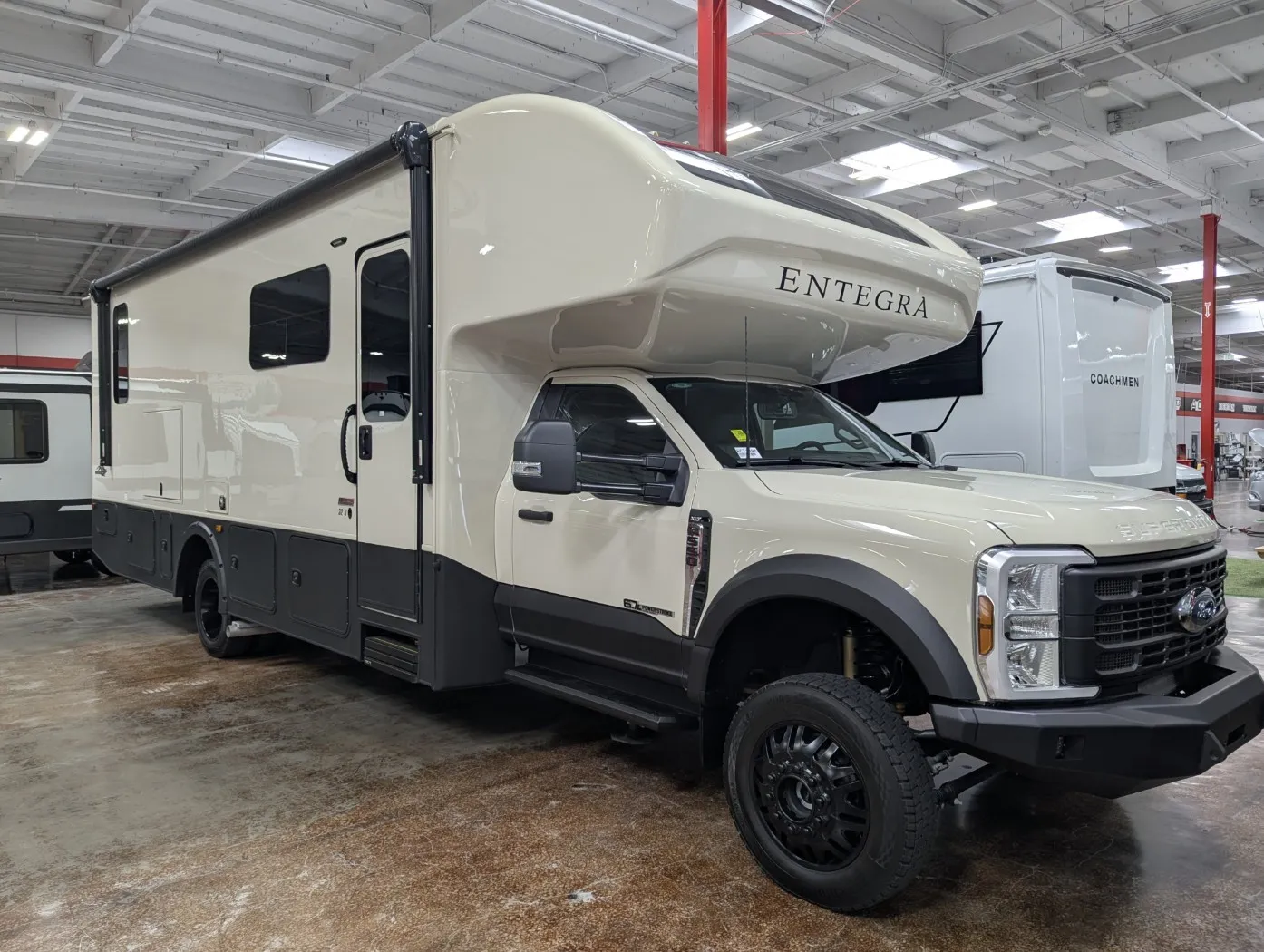 2026 Entegra Coach Esteem XL 32U - Photo 2