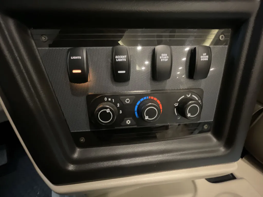 2025 Entegra Coach Vision XL 36C, Photos photo 36