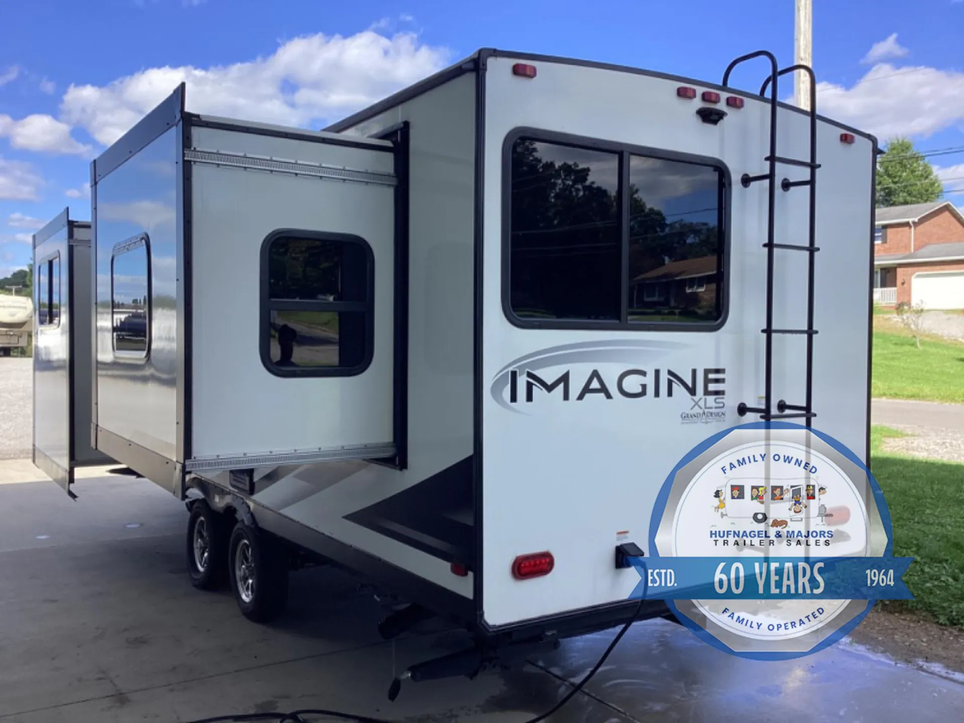 2024 Grand Design Imagine XLS 24BSE - Photo 4