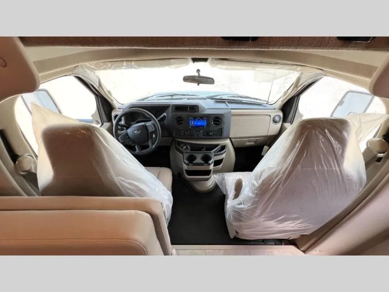 2027 Thor Motor Coach Chateau 21Z - Photo 3