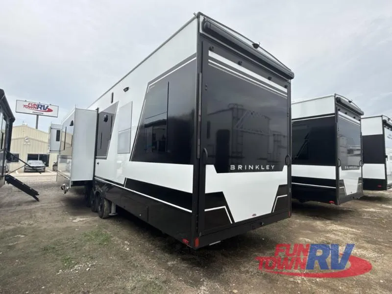 2026 Brinkley Model G 3950 - Photo 4