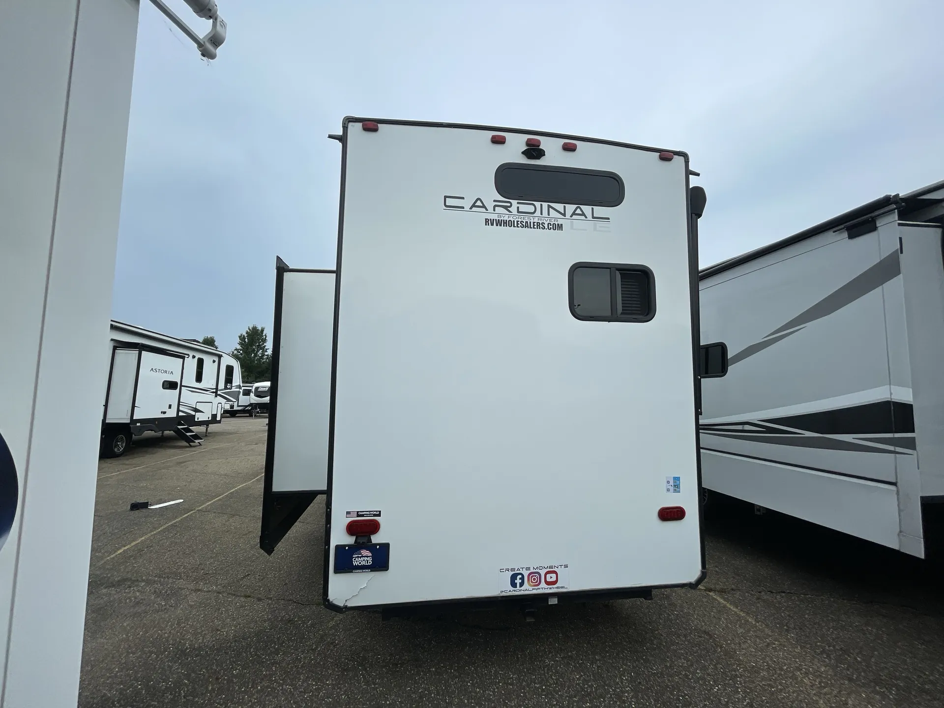 2022 Forest River Cardinal Limited 383BHLE — backside