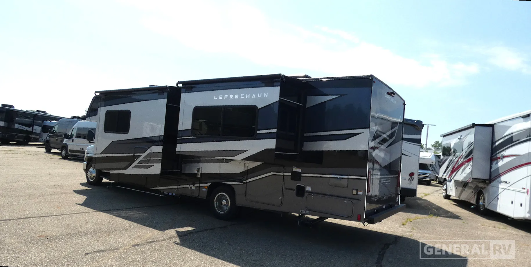 2026 Coachmen Leprechaun 308KB - Photo 4