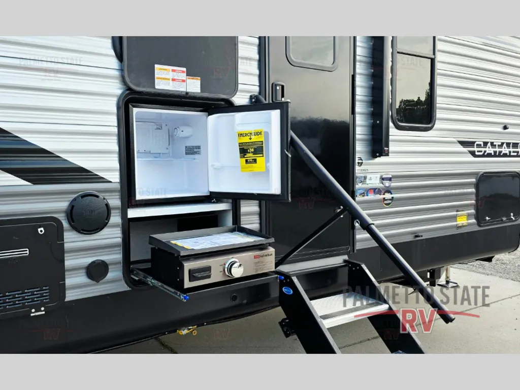 2027 Coachmen Catalina Legacy Edition 333DBDSCK, Photos photo 6