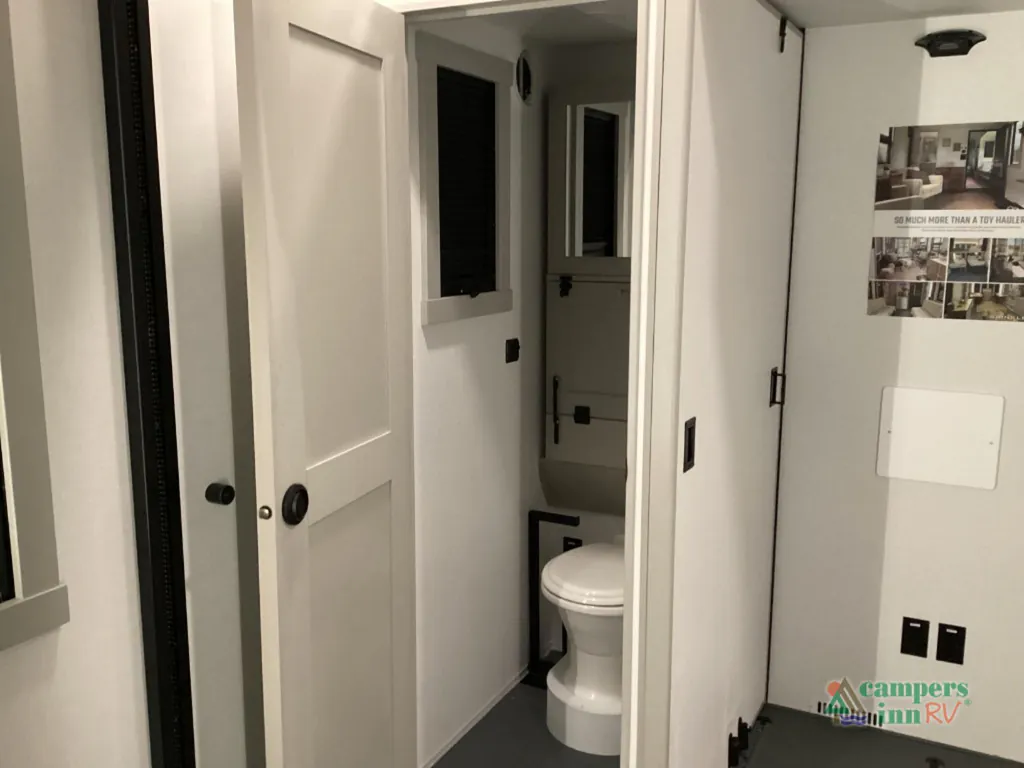2026 Brinkley Model G 4150, Photos photo 36