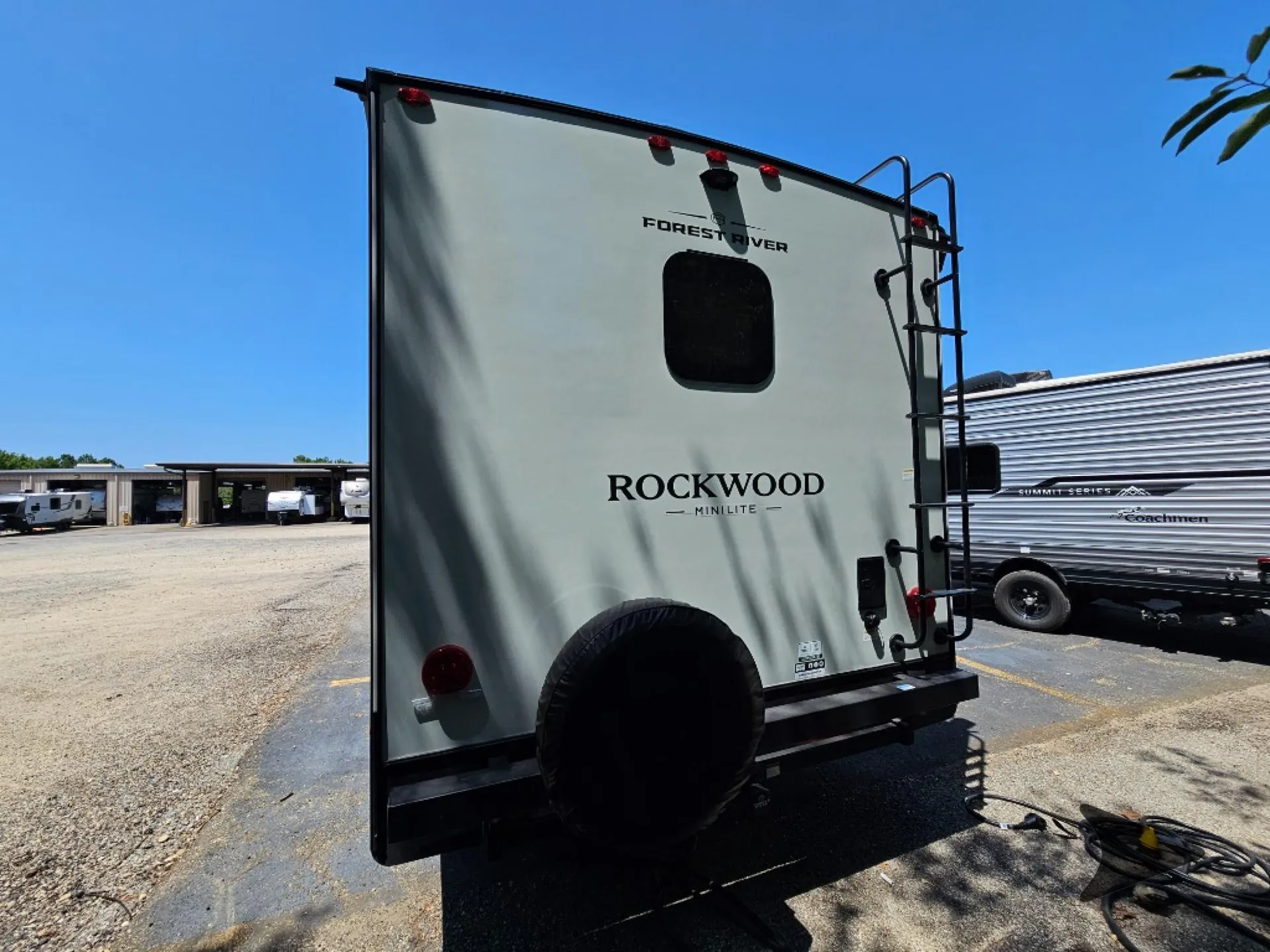 2027 Forest River Rockwood Mini Lite 2524FBT — Photo 7