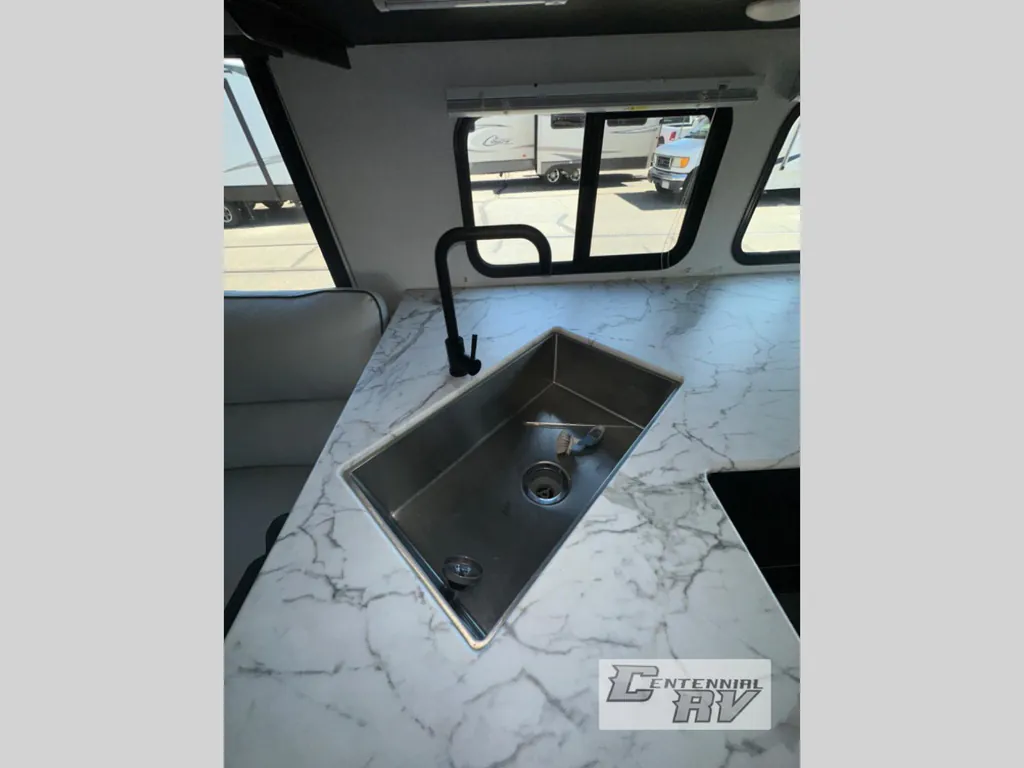 2022 Coachmen Freedom Express Ultra Lite 274RKS, Photos photo 17