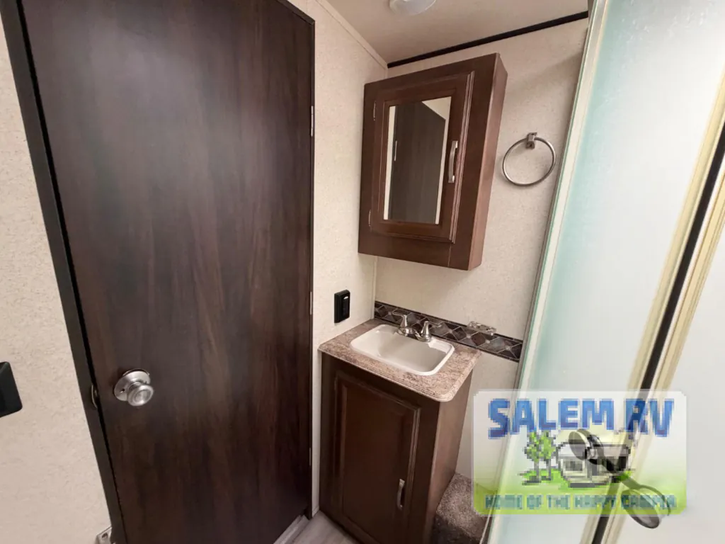 2018 Forest River Salem Hemisphere Lite 300BH, Photos photo 31