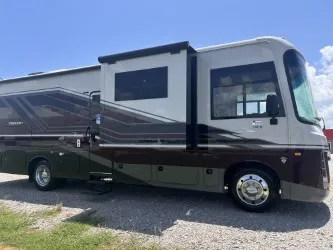 2027 Jayco Precept 31UL - Photo 2