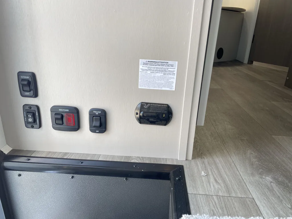 2027 Jayco Redhawk SE 22EF, Photos photo 21