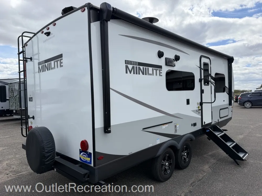 2023 Forest River Rockwood Mini Lite 2204S - Photo 3