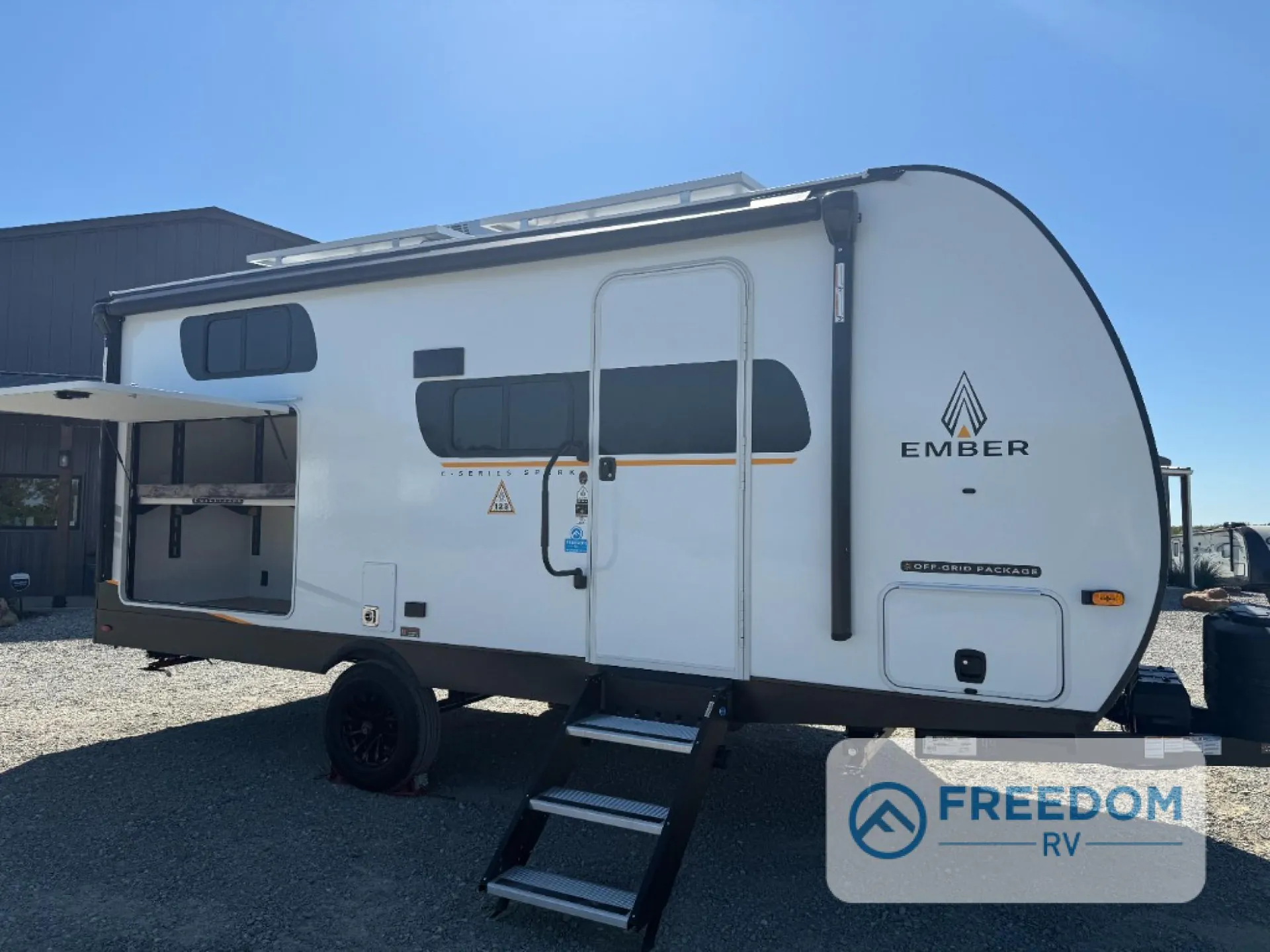 2026 Ember RV E-Series 19ETS - Photo 3