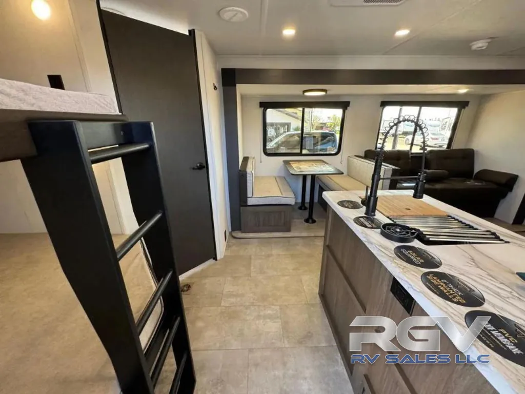 2027 Forest River Tracer 275BH, Photos photo 9