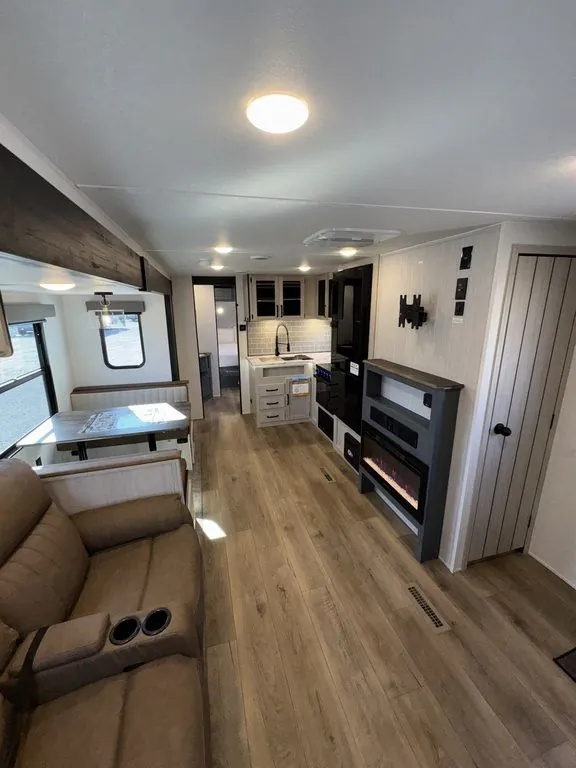 2027 Palomino Puma 337BH, Photos photo 67